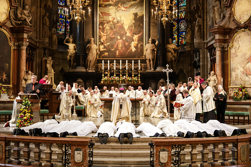 Weihe ständige Diakone / Erzdiözese Wien/Schönlaub Weihe ständige Diakone