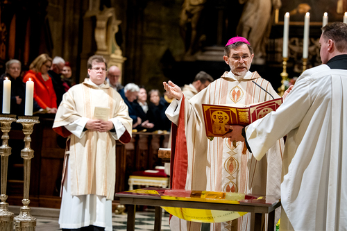 Feier der Osternacht 2026 / Erzdiözese Wien/Schönlaub, Stephan Schönlaub